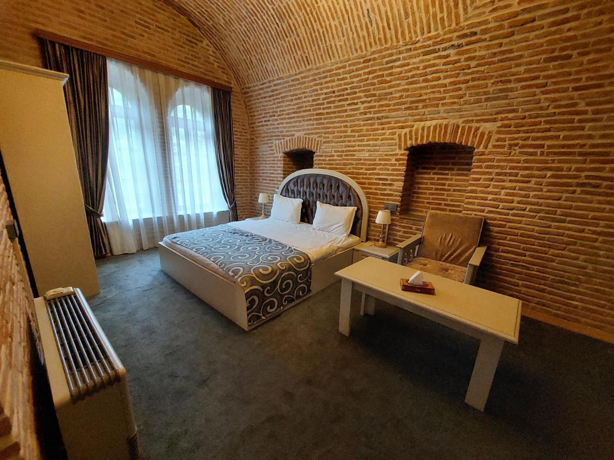 Karvansaray Sah Abbas Hotel กันจา ภายนอก รูปภาพ