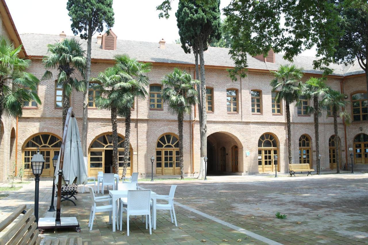 Karvansaray Sah Abbas Hotel กันจา ภายนอก รูปภาพ